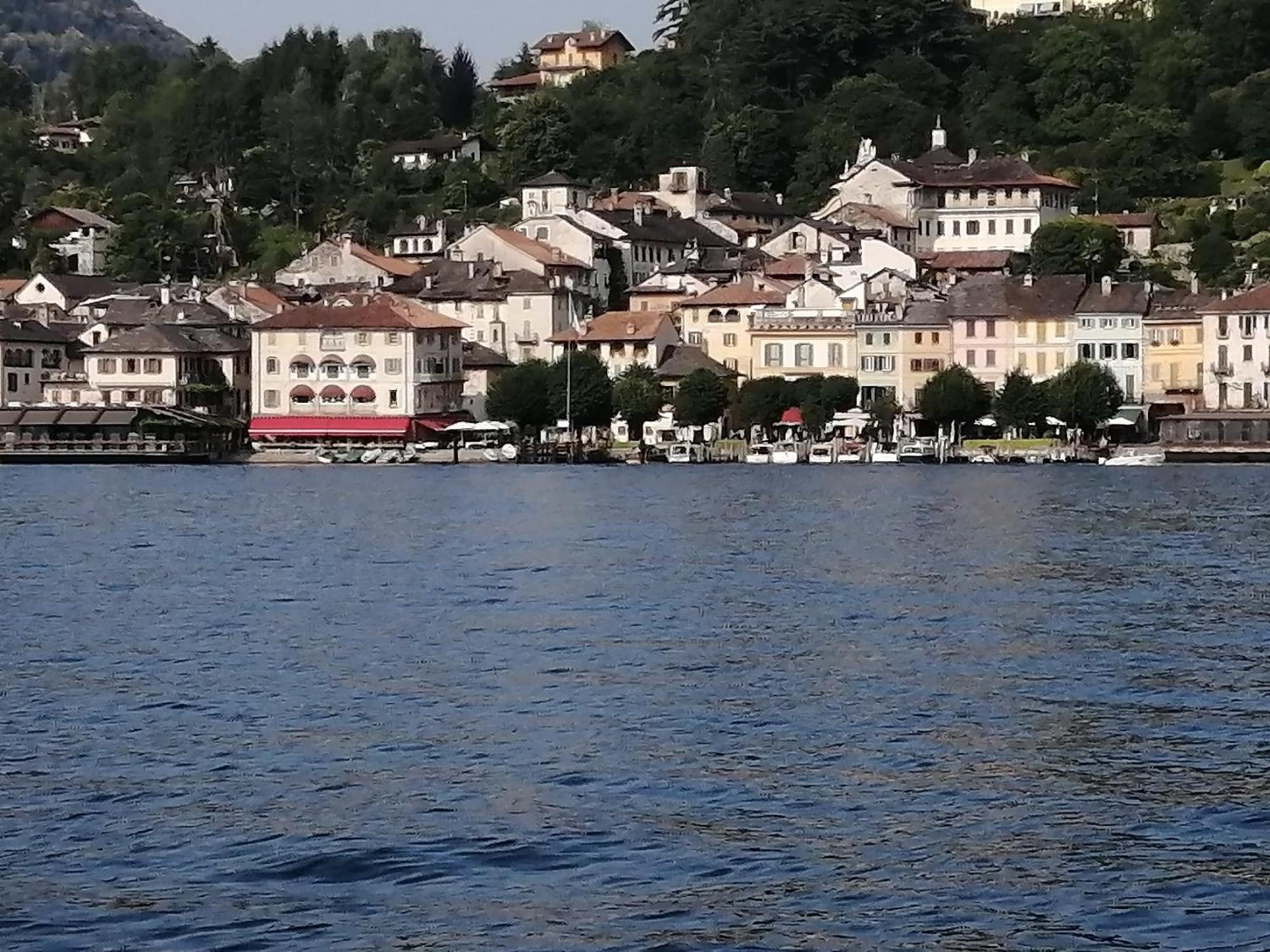 Il Sasso Appartamento Orta San Giulio Zimmer foto