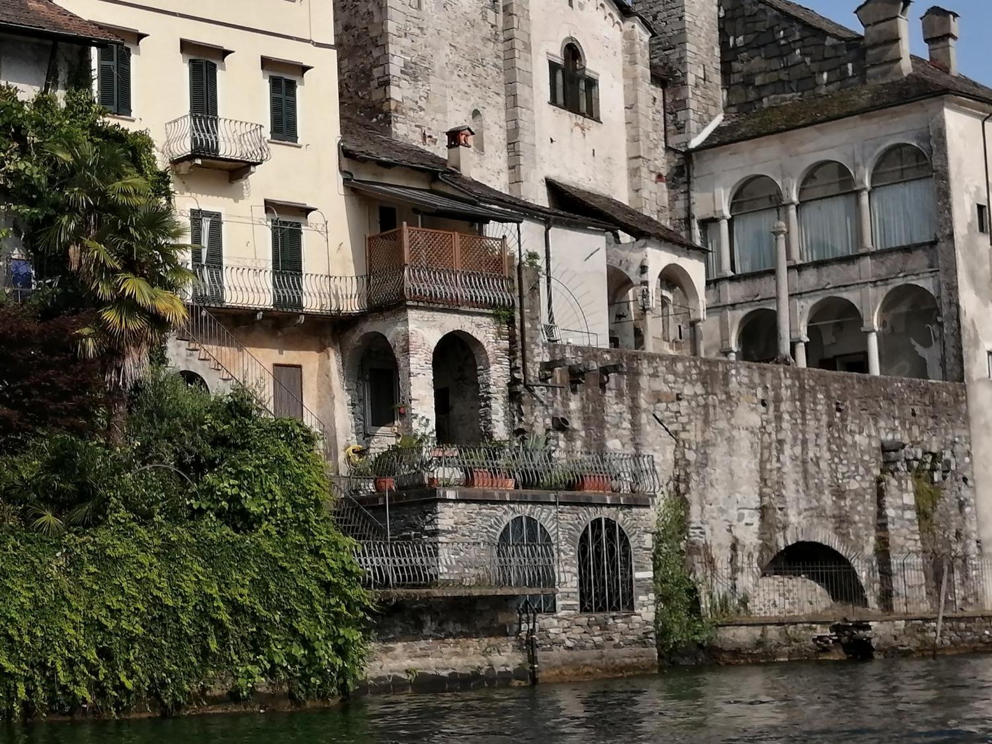 Il Sasso Appartamento Orta San Giulio Zimmer foto